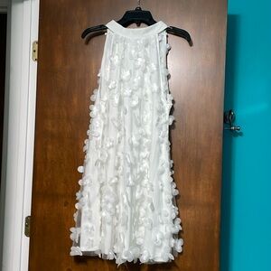 NWOT White Size Large TCEC Dress with flower and butterfly appliqué detail